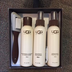 Ugg Original Sheepskin Care Kit